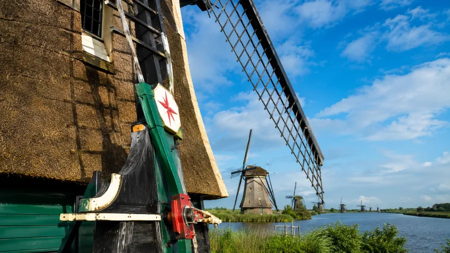 Plan Your Visit to Kinderdijk: Tickets, Tours & Things to Do